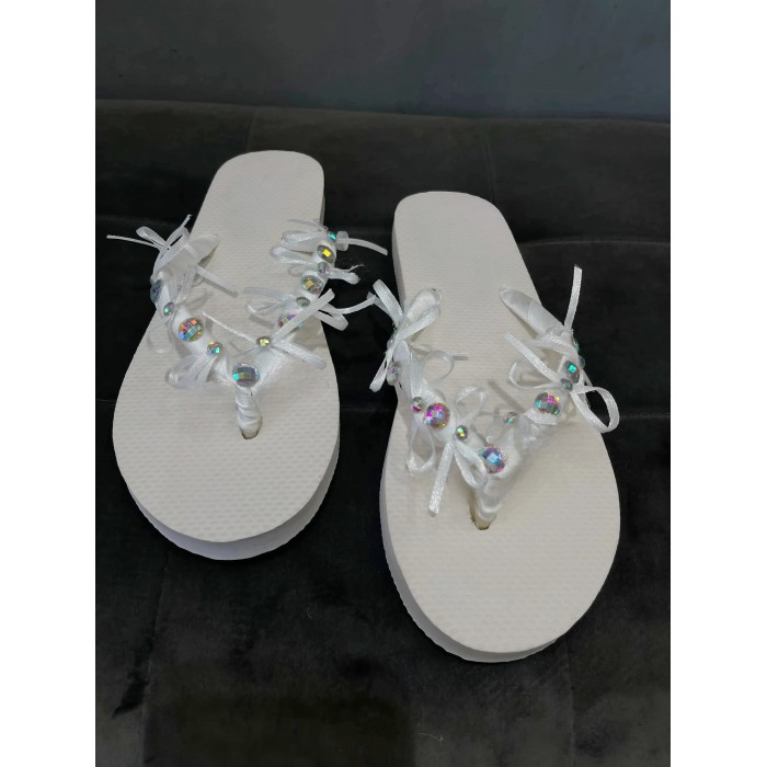 ΝΥΦΙΚΕΣ - ΣΑΓΓΙΟΝΑΡΕΣ | 002-15