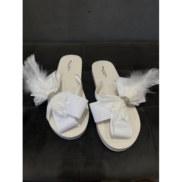 ΝΥΦΙΚΕΣ - ΣΑΓΓΙΟΝΑΡΕΣ | 002-04