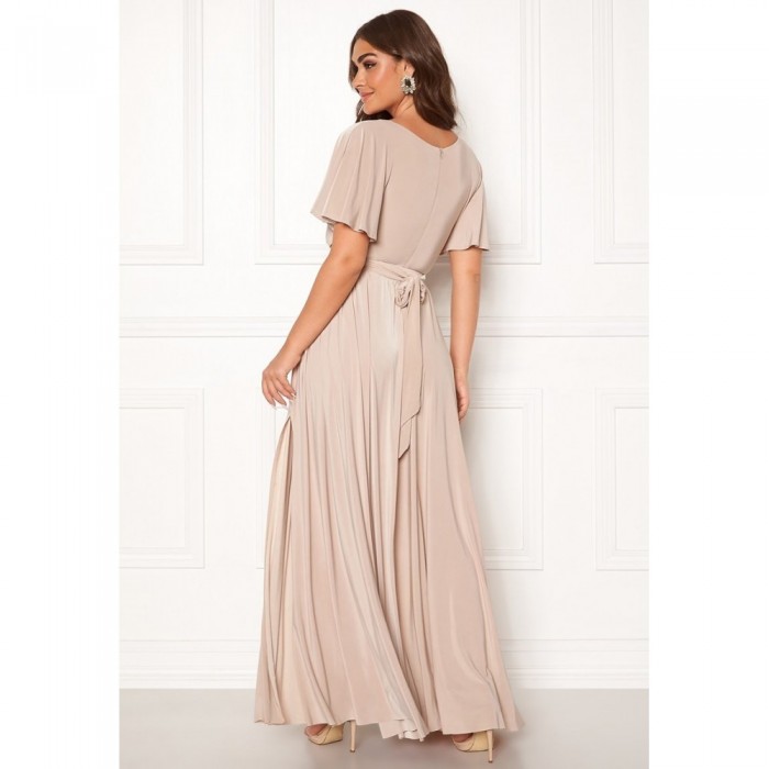 Φόρεμα για γάμο, Χυτό αμπίρ.