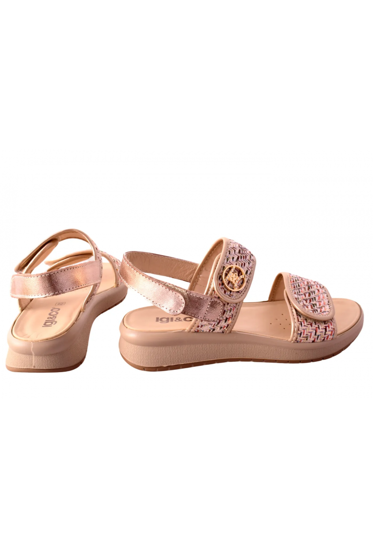 Γυναικεία σανδάλια με πλατιά πλατφόρμα 4 cm σε μπεζ χρώμα με βέλκρο by IGI & CO | 1159233