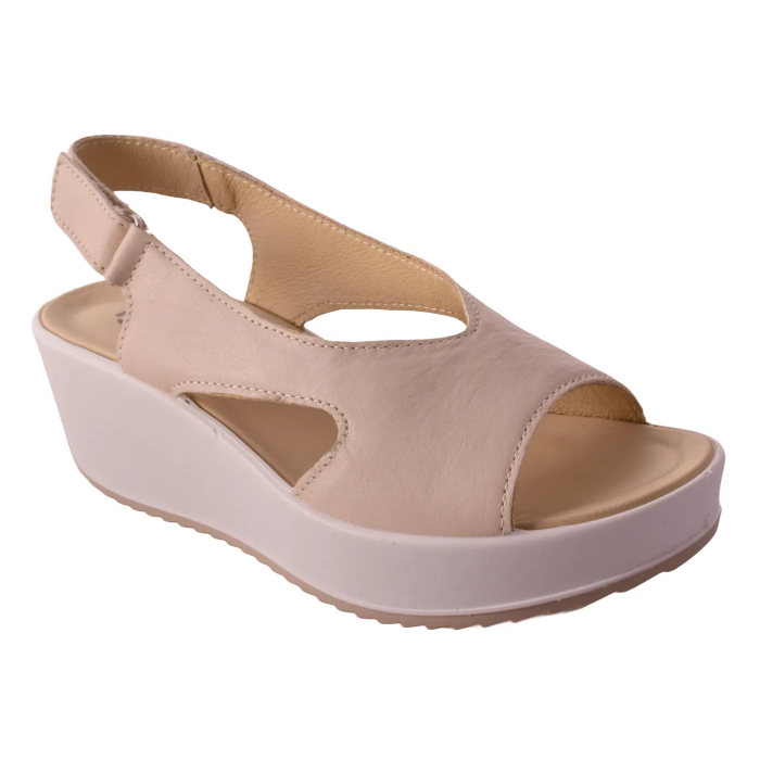 Γυναικεία σανδάλια με   πλατφόρμα 4.4 cm σε χρώμα beize  by IGI & CO | 1161733