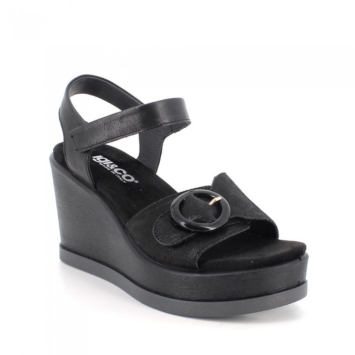 Γυναικεία σανδάλια με πλατιά πλατφόρμα σε μαύρο χρώμα με βέλκρο by IGI & CO | 1173000 - Μαυρο