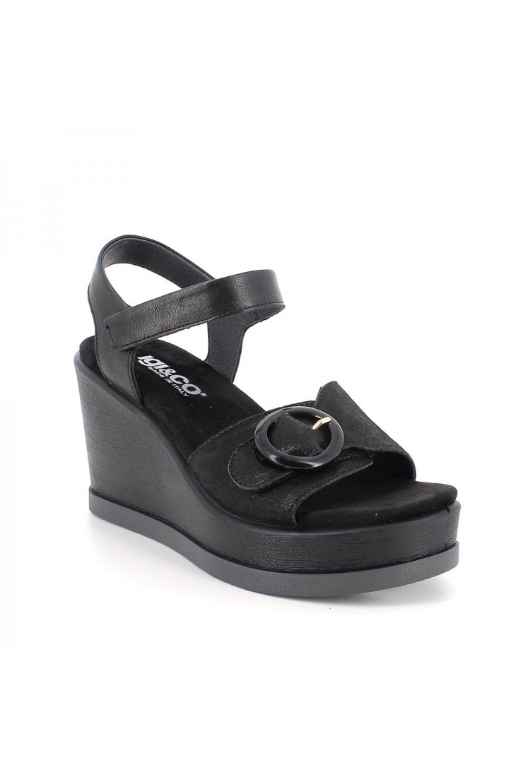 Γυναικεία σανδάλια με πλατιά πλατφόρμα σε μαύρο χρώμα με βέλκρο by IGI & CO | 1173000> Γυναικεία σανδάλια με πλατιά πλατφόρμα σε μαύρο χρώμα με βέλκρο by IGI & CO | 1173000