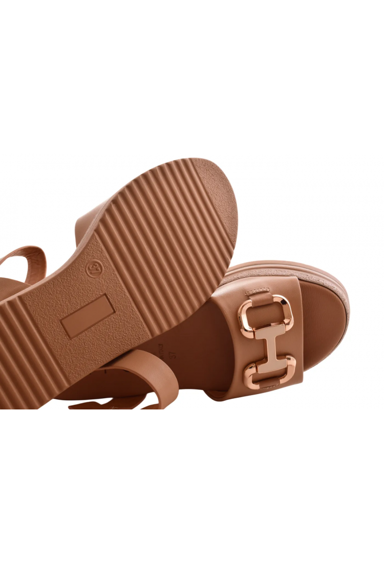 Γυναικεία Δερμάτινα  Πέδιλα με Χρυσή Αγκράφα & Ανατομικό Πάτο | 18207-Ε6