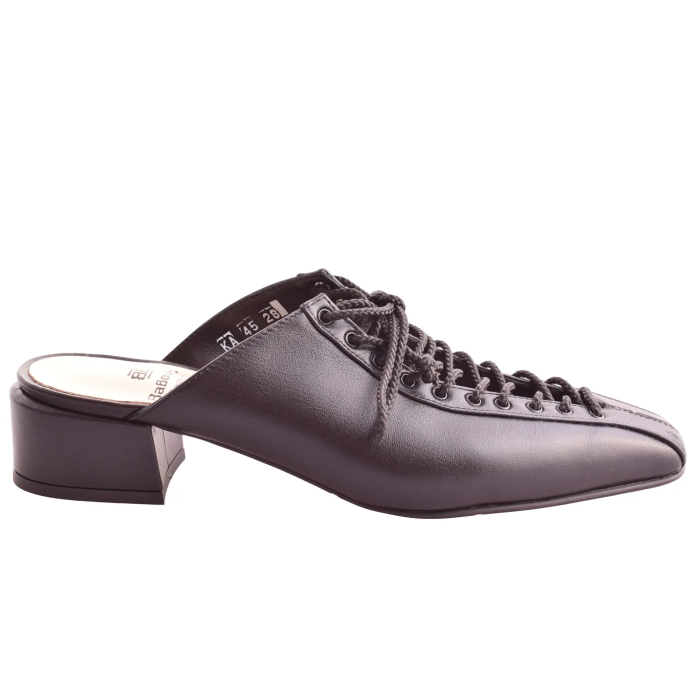 Γυναικεία Δερμάτινα Mules με διακοσμητικά γορδόνια , 4 εκ Ελληνικής Κατασκευής Βαβουλάς  | 45.028-VAV - Μαυρο