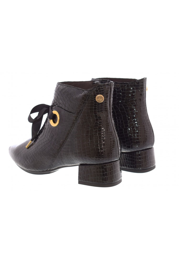 Lidia Ankle boot by MLV